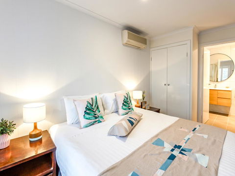 Sandymount - Perths Hotel 30