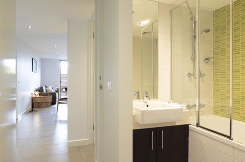 The Dolphin Apartments - Perths Hotel 5