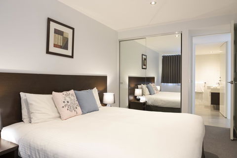 The Dolphin Apartments - Perths Hotel 17