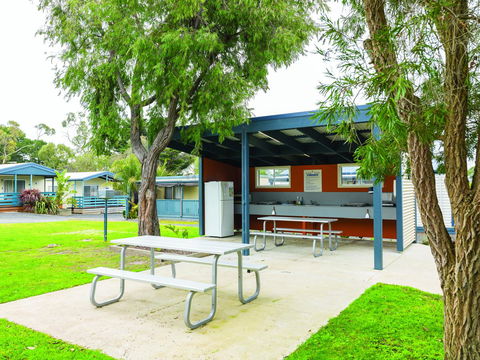 Amaroo Park - Perths Hotel 24