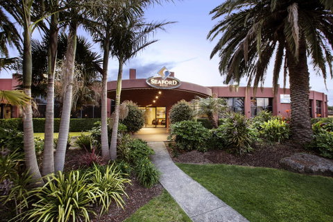 Nightcap At Seaford Hotel - Perths Hotel 5