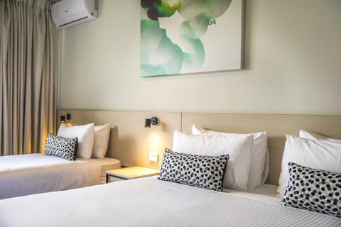 Nightcap At Seaford Hotel - Perths Hotel 18