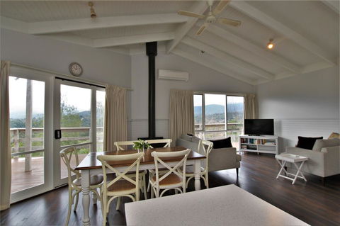 Hamptons In Healesville - Perths Hotel 5