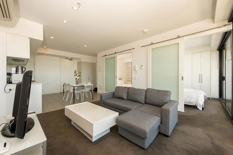 Amazing Accommodations: Vogue - Perths Hotel 32