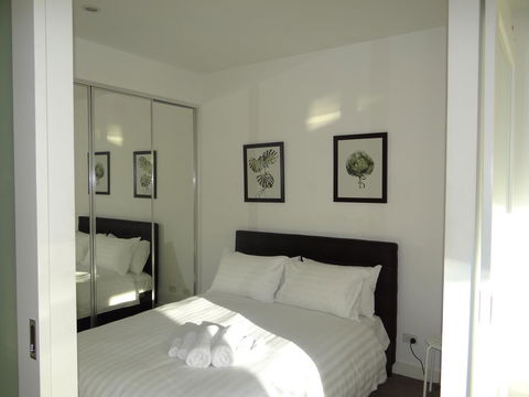 Amazing Accommodations: Vogue - Perths Hotel 18