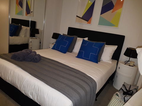 Amazing Accommodations: Vogue - Perths Hotel 0