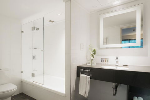 Novotel Melbourne On Collins - Perths Hotel 4