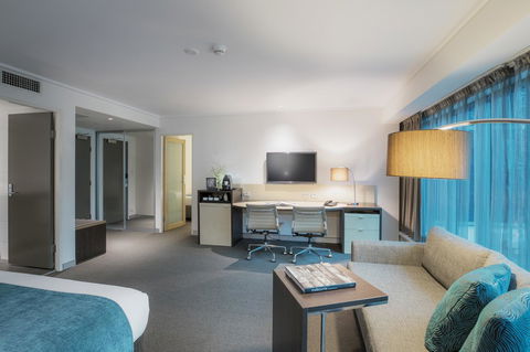 Novotel Melbourne On Collins - Perths Hotel 2