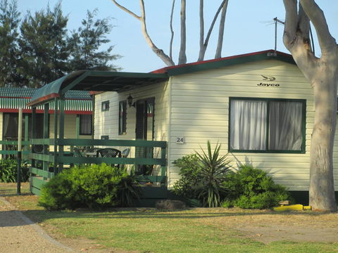 Echo Beach Tourist Park - Perths Hotel 34