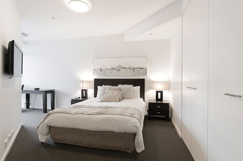 Docklands Private Collection - NEWQUAY - Perths Hotel 44