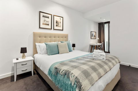 Docklands Private Collection - NEWQUAY - Perths Hotel 11