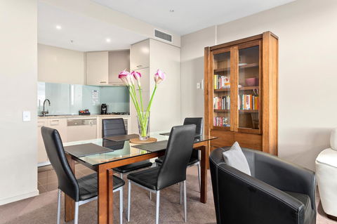 Docklands Private Collection - NEWQUAY - Perths Hotel 15