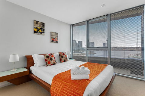 Docklands Private Collection - NEWQUAY - Perths Hotel 4