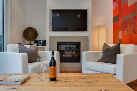 Capella Villa No. 4 - Stunning Luxury Decor Inside And Out - Perths Hotel 2
