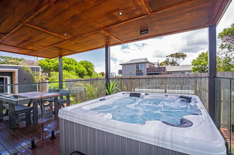 Island Getaway Cape Woolamai - Perths Hotel 26