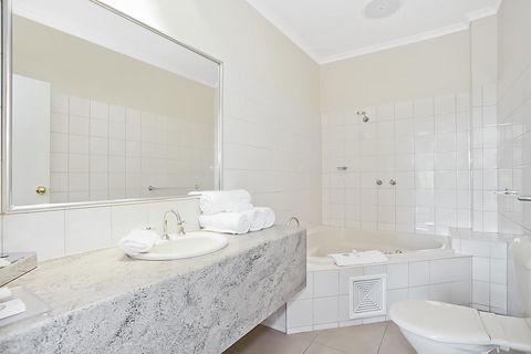 Quality Inn & Suites The Menzies - Perths Hotel 31