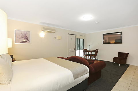 Quality Inn & Suites The Menzies - Perths Hotel 38