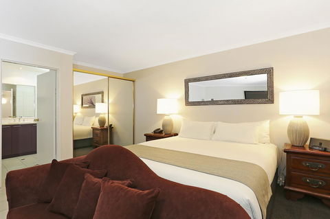 Quality Inn & Suites The Menzies - Perths Hotel 36