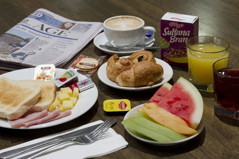 Causeway 353 Hotel - Perths Hotel 18