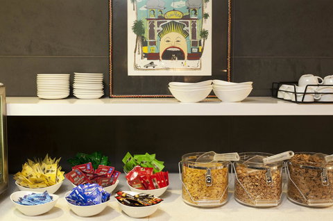 Causeway 353 Hotel - Perths Hotel 17