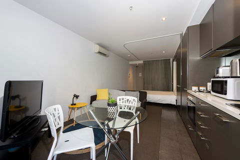 Amazing Accommodations : South Yarra - Perths Hotel 16