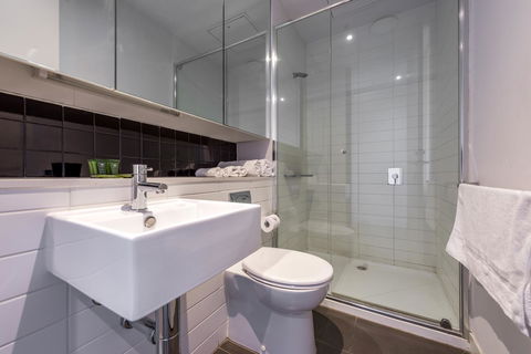 Amazing Accommodations : South Yarra - Perths Hotel 21