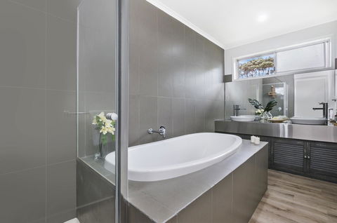 Portland Bay Apartments - Perths Hotel 8