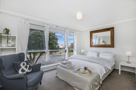 Portland Bay Apartments - Perths Hotel 2