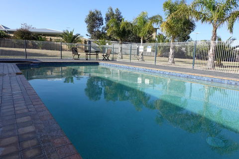 Torquay Tropicana Motel - Perths Hotel 15