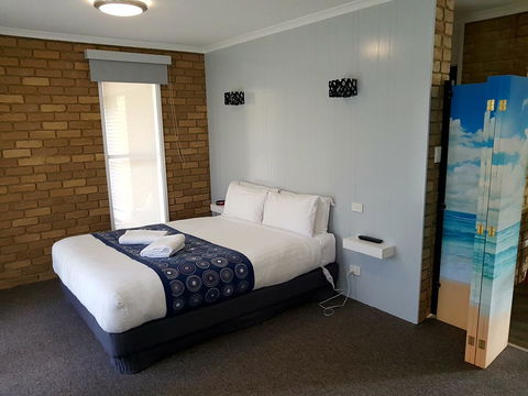 Tropicana Motor Inn - Perths Hotel 35
