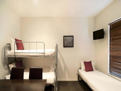 The Waves Apartments - Perths Hotel 30
