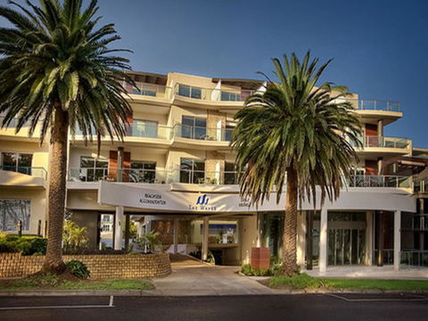 The Waves Apartments - Perths Hotel 1