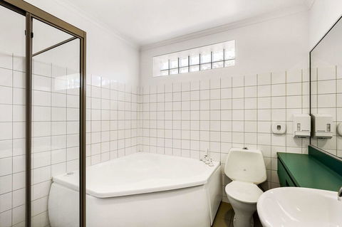 Quality Inn & Suites Traralgon - Perths Hotel 16