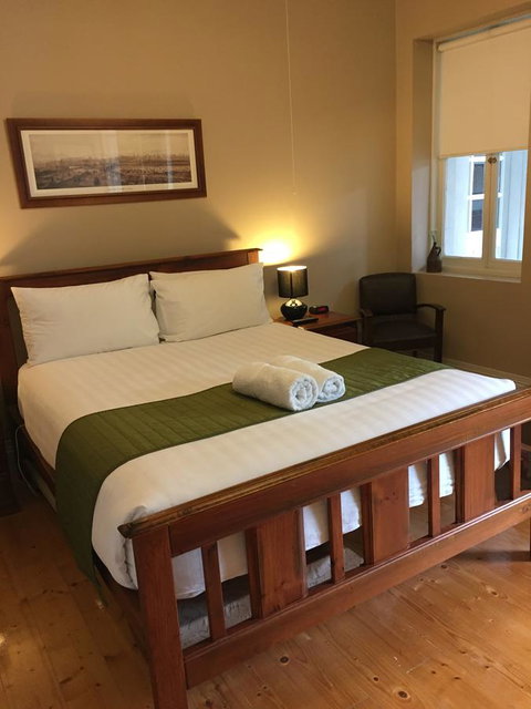 Little River Bed And Breakfast - Perths Hotel 17