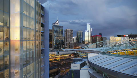 Peppers Docklands - Perths Hotel 13