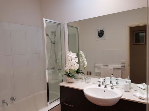 Healesville House - Fig Tree House - Perths Hotel 16