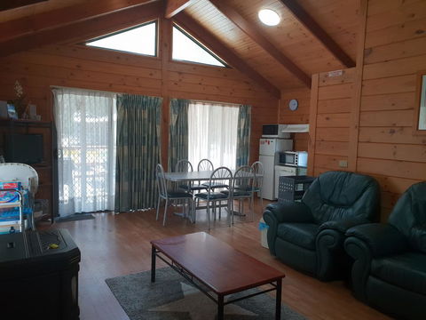 Kiramli Villas - Perths Hotel 5