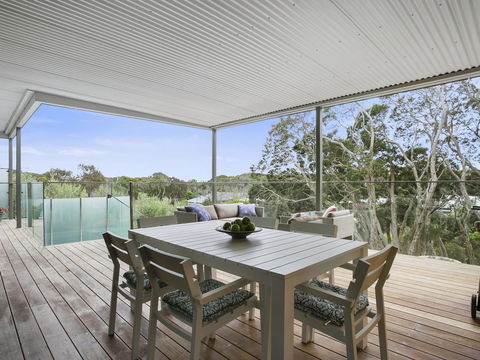 Lansdowne Villa - With Swimming Pool - Perths Hotel 7