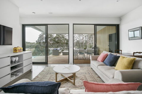 Lansdowne Villa - With Swimming Pool - Perths Hotel 1
