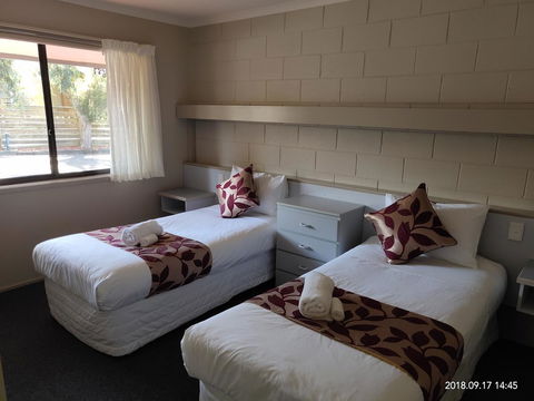 Coachman Motel And Holiday Units - Perths Hotel 34