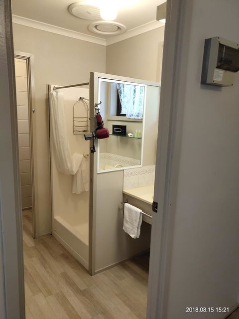 Coachman Motel And Holiday Units - Perths Hotel 37