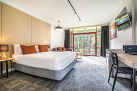 Book Mount Evelyn Accommodation Vacations Perths Hotel Perths Hotel