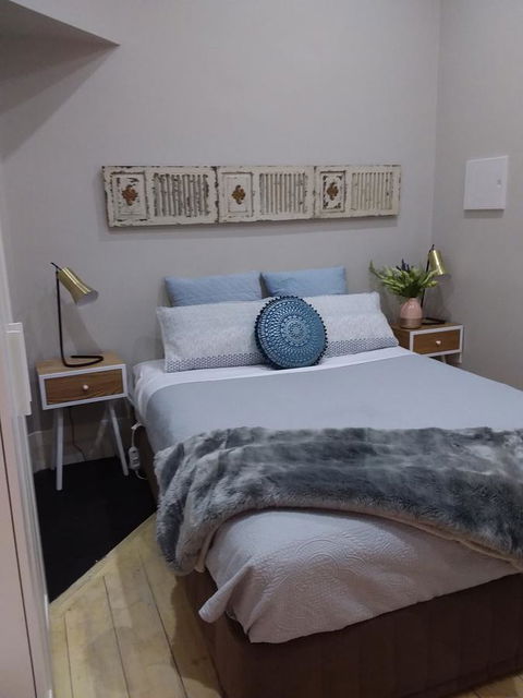 Boutique Heritage Studios On Ryrie Geelong CBD Opposite Hospital - Perths Hotel 19