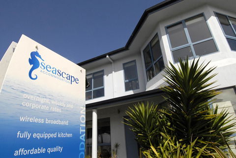 Seascape Accommodation - Perths Hotel 12