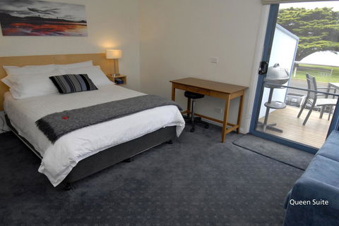 Seascape Accommodation - Perths Hotel 8
