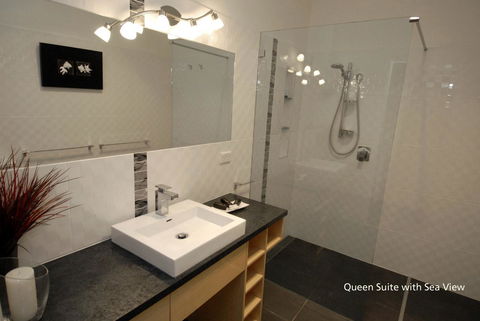 Seascape Accommodation - Perths Hotel 6