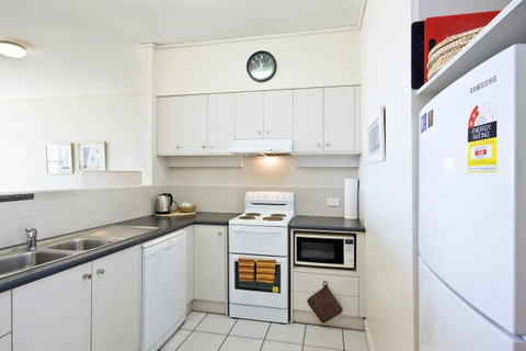 Lornebeach Apartments - Perths Hotel 34