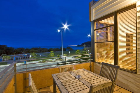 Lornebeach Apartments - Perths Hotel 2
