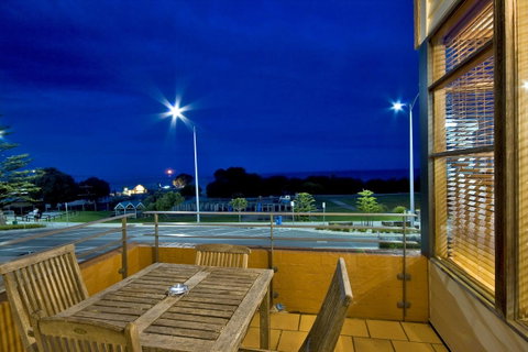 Lornebeach Apartments - Perths Hotel 17