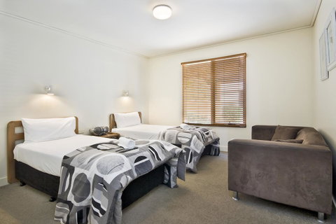 Lornebeach Apartments - Perths Hotel 31